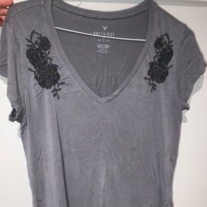 American Eagle Soft & Sexy Flowy tee